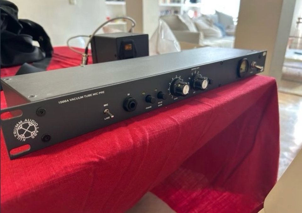 Kultrumm 1566A Válvula Sylvania Militar de segunda mano · Foto 2 de 4 · Madrid · 650 €