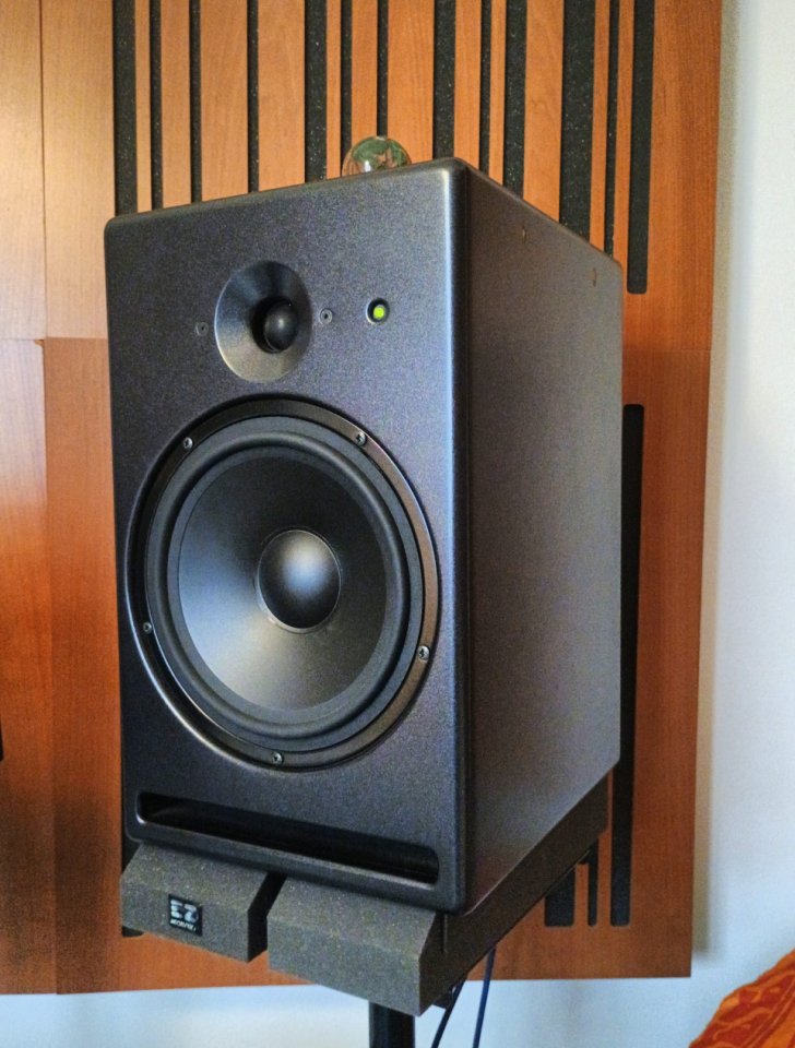 2 altavoces PSI Audio A21-M de segunda mano · Foto 1 de 5 · Gipuzkoa · 3000 €