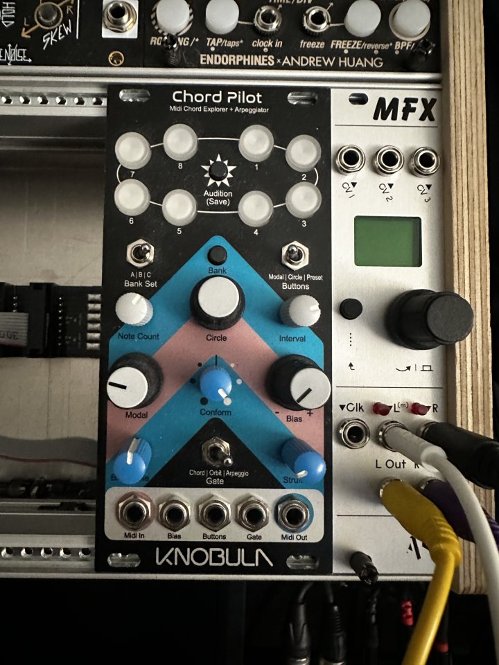 Vendo modulos Knobula, Oxi, Mutable de segunda mano · Foto 4 de 4 · Barcelona · 300 €