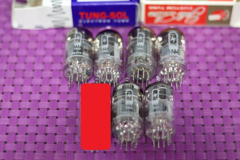 Mercadillo variado válvulas (potencia, previo - EL34 - 12ax7 - 5881)