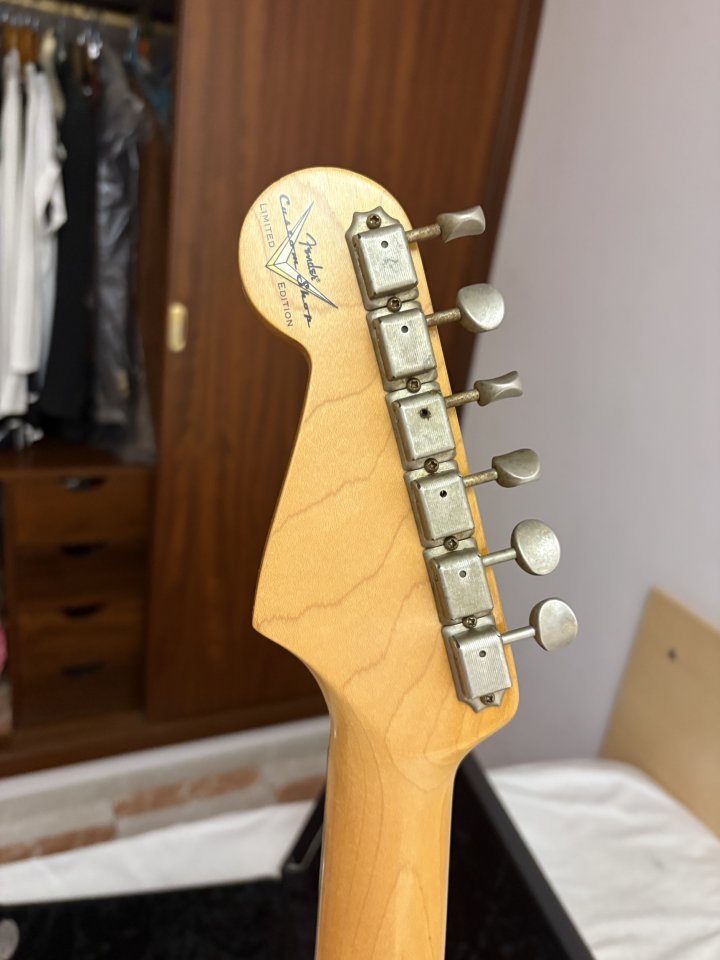 Guitarra fender stratocaster custom shop relic ed limitada de segunda mano · Foto 8 de 10 · Illes Balears · 3900 €