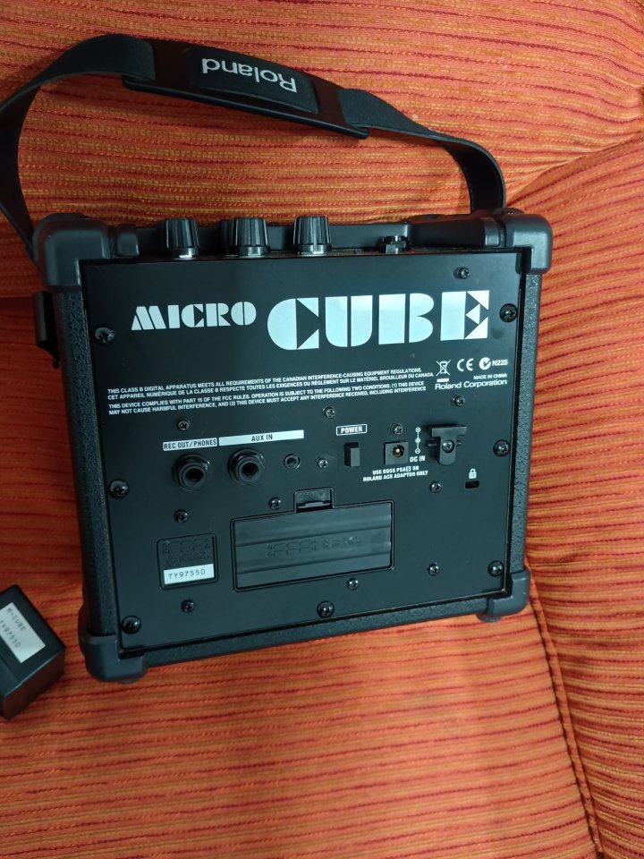 Roland Micro Cube