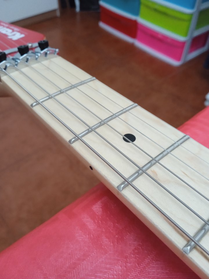 Kramer Pacer Classic Red Scarlett