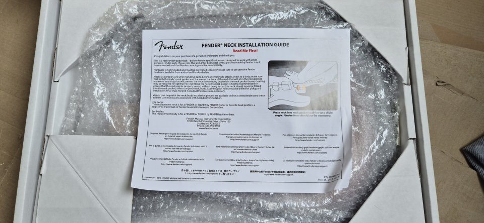 Cuerpo Fender Deluxe Stratocaster Aliso