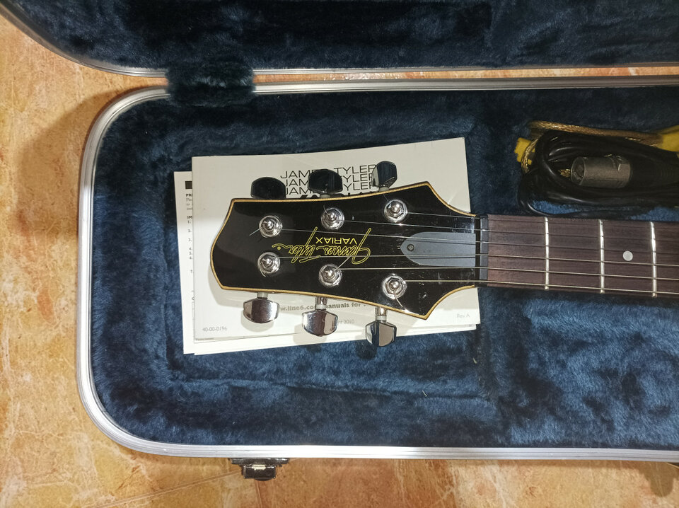 Line 6 Variax JTV-59