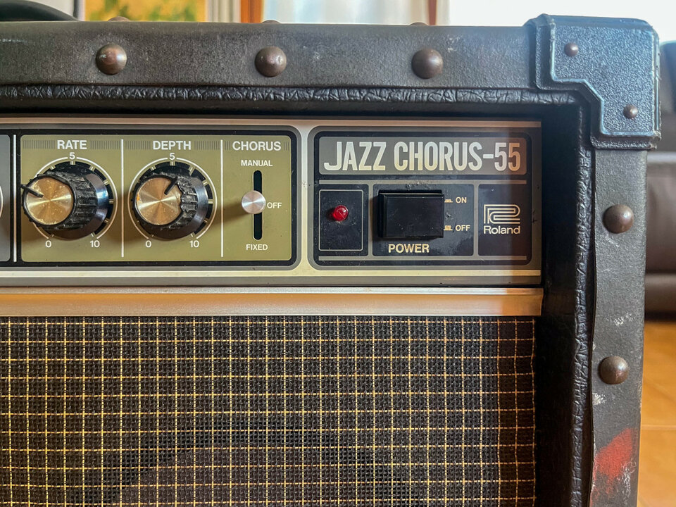 ROLAND JAZZ CHORUS 55