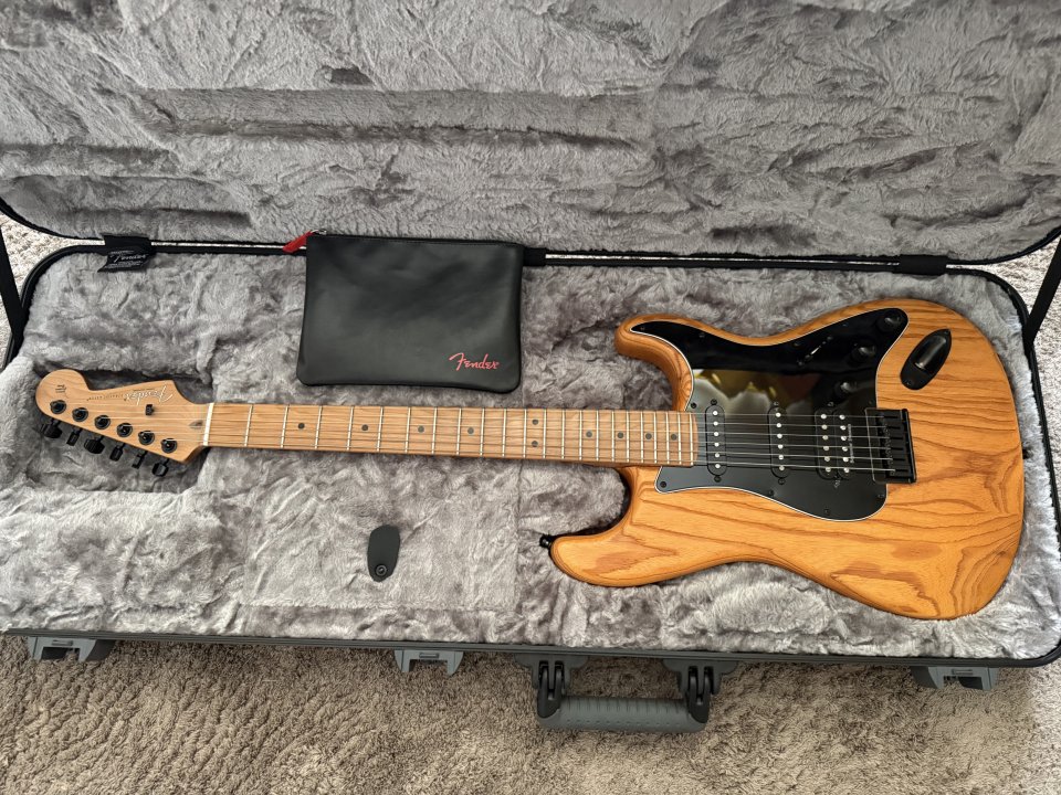 Fender Stratocaster American Pro II de segunda mano · Foto 1 de 10 · Murcia · 1430 €