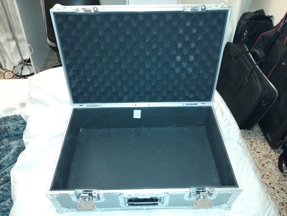 Flight case/Pedaltrain pt cl1 de segunda mano · Foto 3 de 4 · Barcelona · 120 €