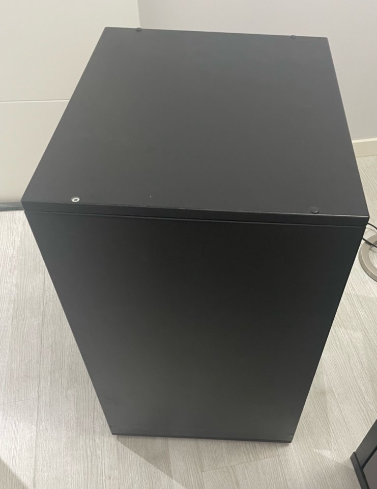 Mueble crack negro con cajonera de segunda mano · Foto 2 de 4 · Madrid · 60 €