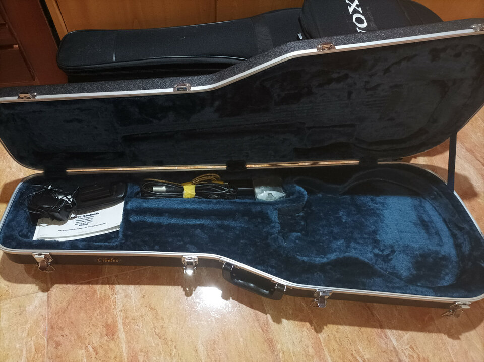 Line 6 Variax JTV-59