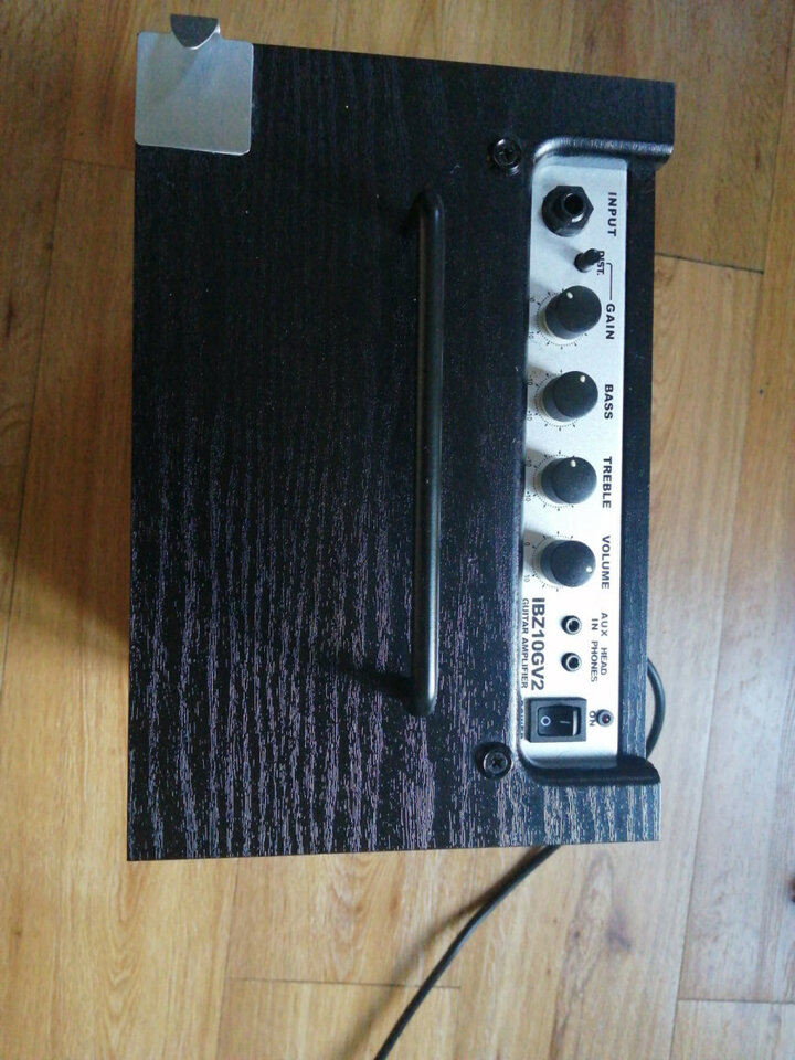 Ibanez IBZ10GV2 combo 10W