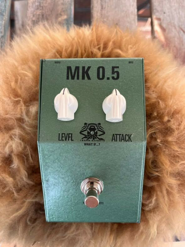 MK0.5 (Tone Bender MKI con capacidad de limpiar de un Fuzz Face)