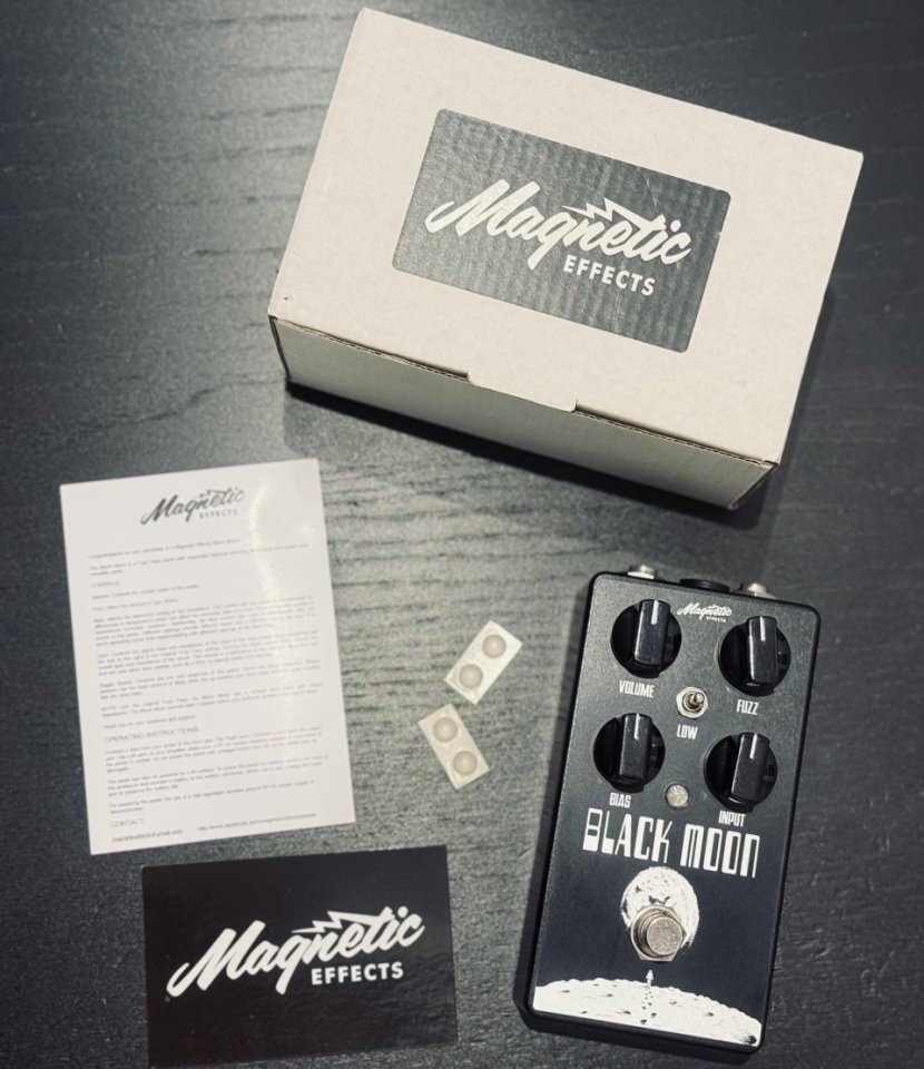 Magnetic Effects Black Moon (fuzz face)