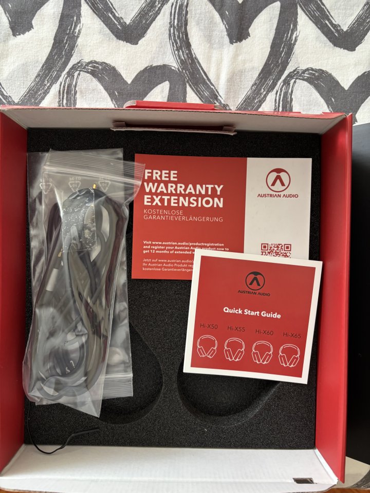Austrian Audio Hi-X65 de segunda mano · Foto 6 de 8 · Madrid · 200 €