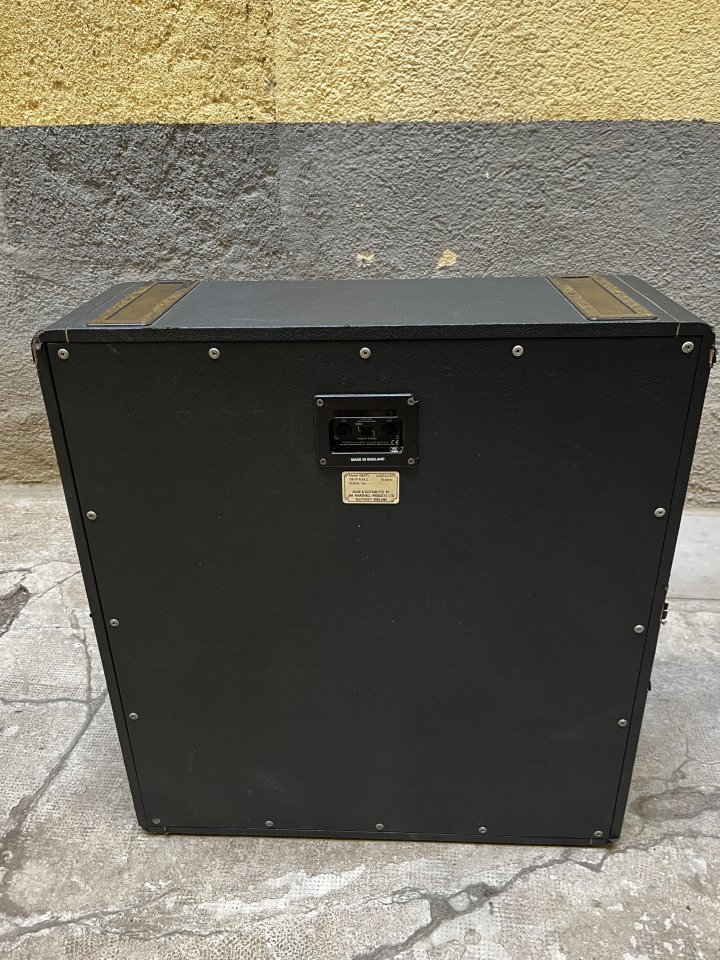 Marshall 1960TV 4x12 Tall Vintage (Celestion Greenback - Mod Selector Mono/Stereo) de segunda mano · Foto 5 de 10 · Madrid · 650 €