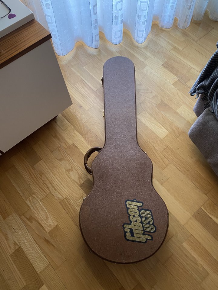 Gibson Les Paul Classic de segunda mano · Foto 2 de 5 · Palencia · 1800 €