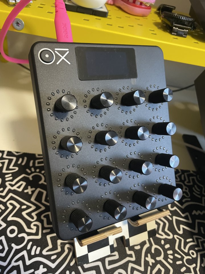 Elektron Syntakt y Oxi e16