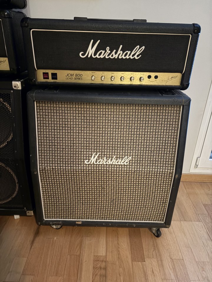Reservado. Marshall JCM800 2203 de 1985