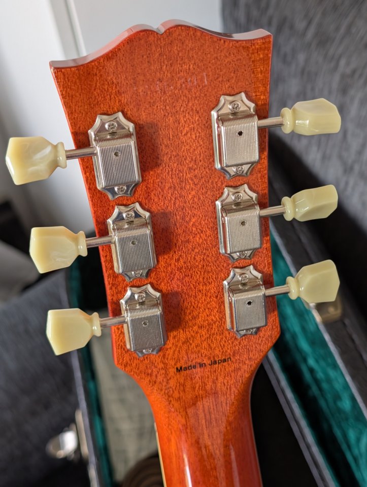 Tokai Premium Love Rock LS150F-3A Honey Burst Flame Top de segunda mano · Foto 7 de 10 · Pontevedra · 1600 €