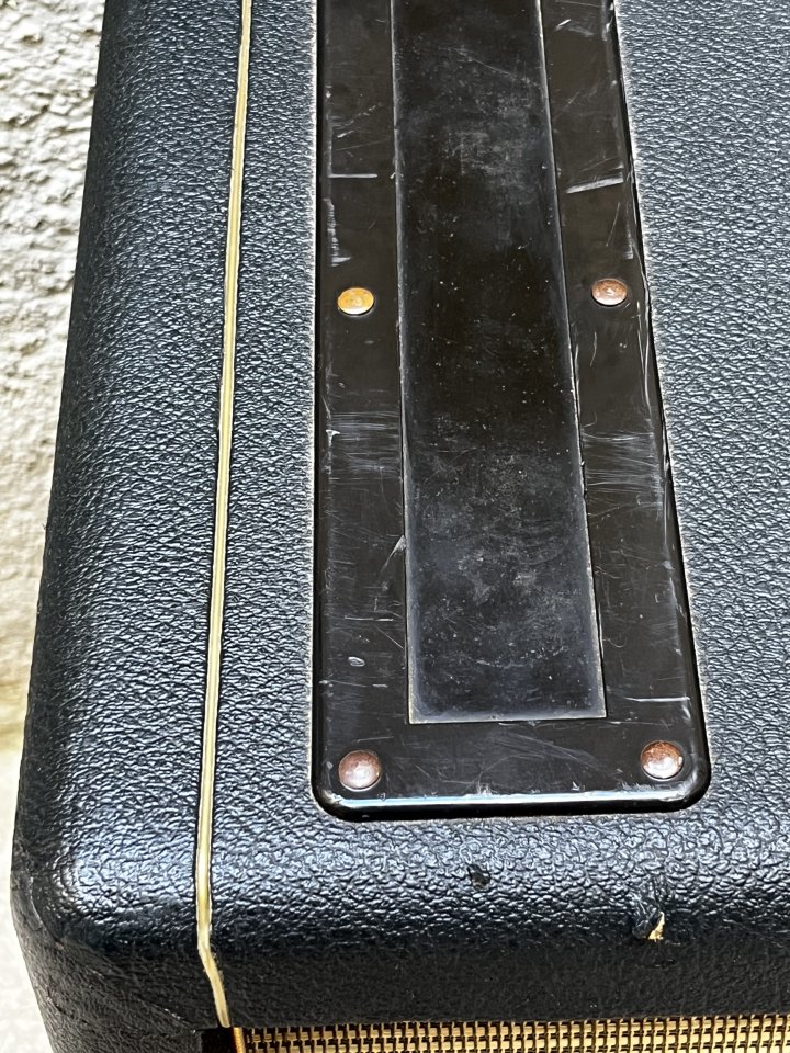 Marshall 1960TV 4x12 Tall Vintage (Celestion Greenback - Mod Selector Mono/Stereo) de segunda mano · Foto 9 de 10 · Madrid · 650 €