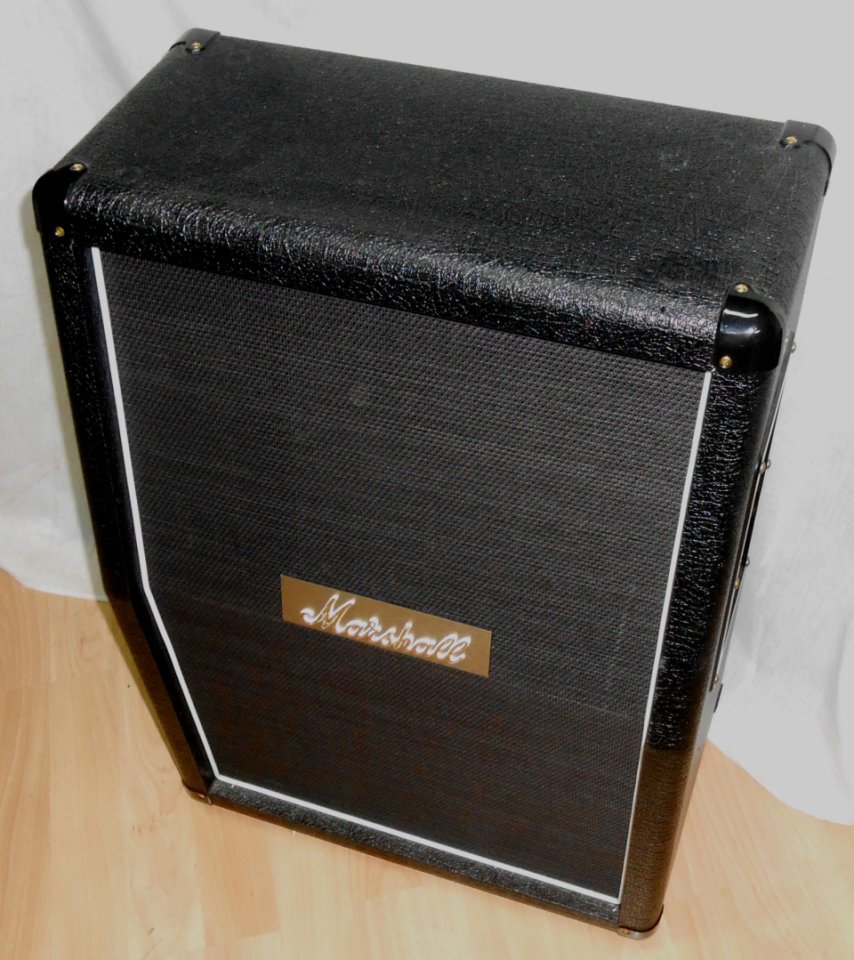 Pantalla Marshall MX212 AR (Extra Altavoces) de segunda mano · Foto 3 de 7 · Barcelona · 400 €