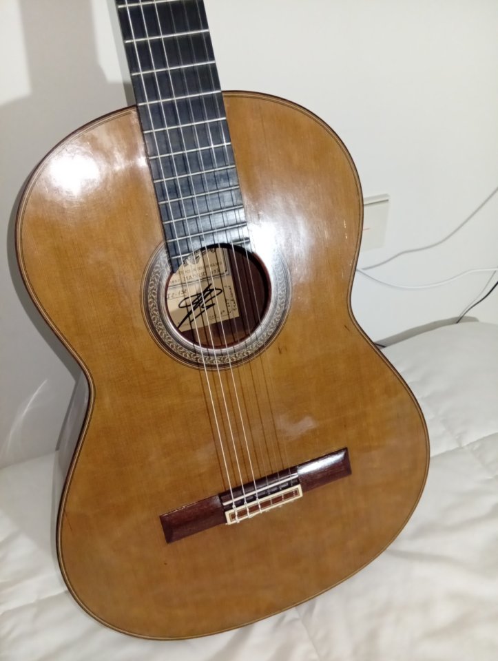 Guitarra clásica Ramirez de segunda mano · Foto 1 de 6 · Alicante · 5000 €