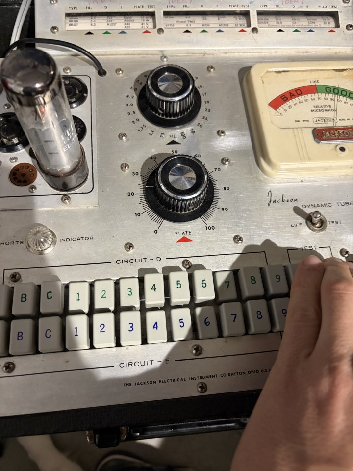 Reservado. Marshall JCM800 2203 de 1985