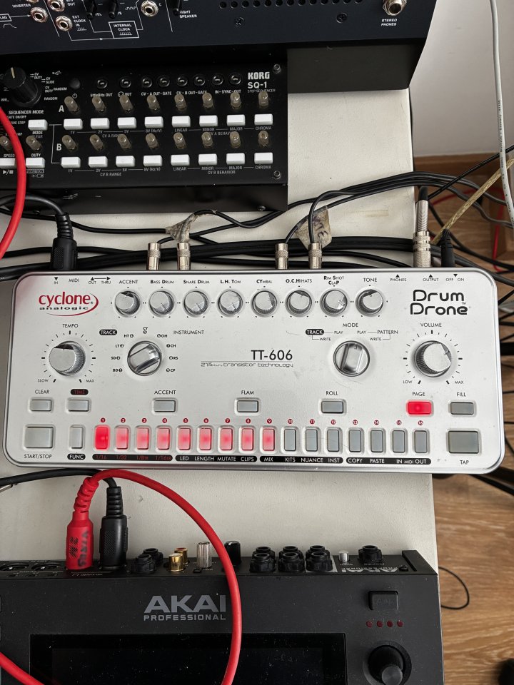 Cyclone TT-606 de segunda mano · Foto 1 de 3 · Asturias · 175 €