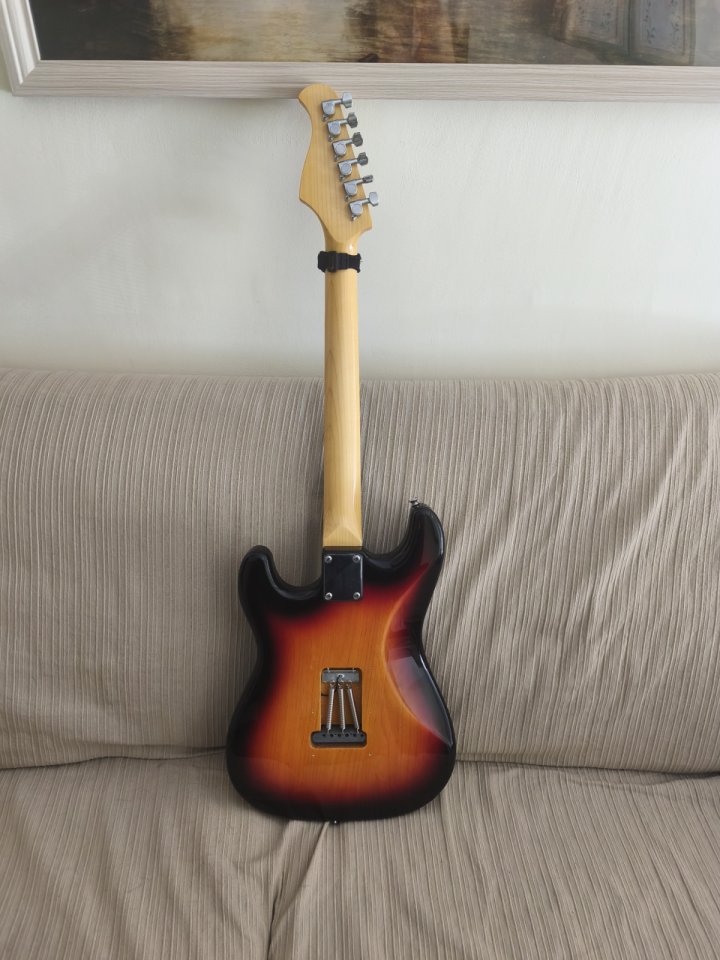 Prodipe ST83 Stratocaster de segunda mano · Foto 2 de 2 · Madrid · 135 €