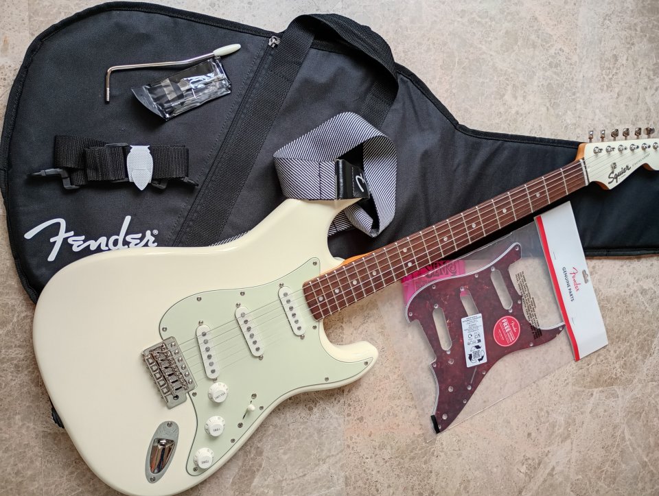 Squier by Fender Stratocaster Classic Vibe 60s Special Run de segunda mano · Foto 1 de 9 · Badajoz · 460 €