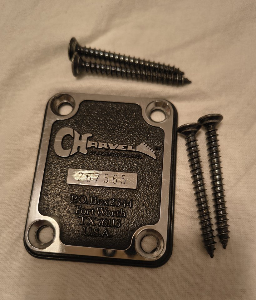 Mástil Charvel Jackson MIJ 84-85 excelente estado.