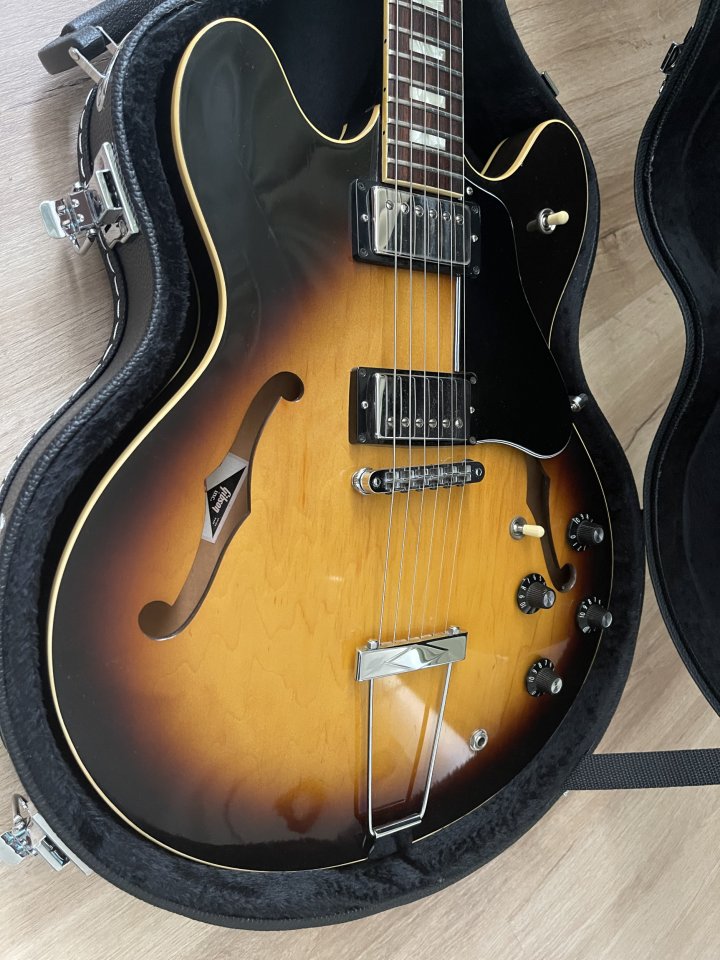 Gibson ES-335 Original (1979) de segunda mano · Foto 7 de 9 · Girona · 3200 €