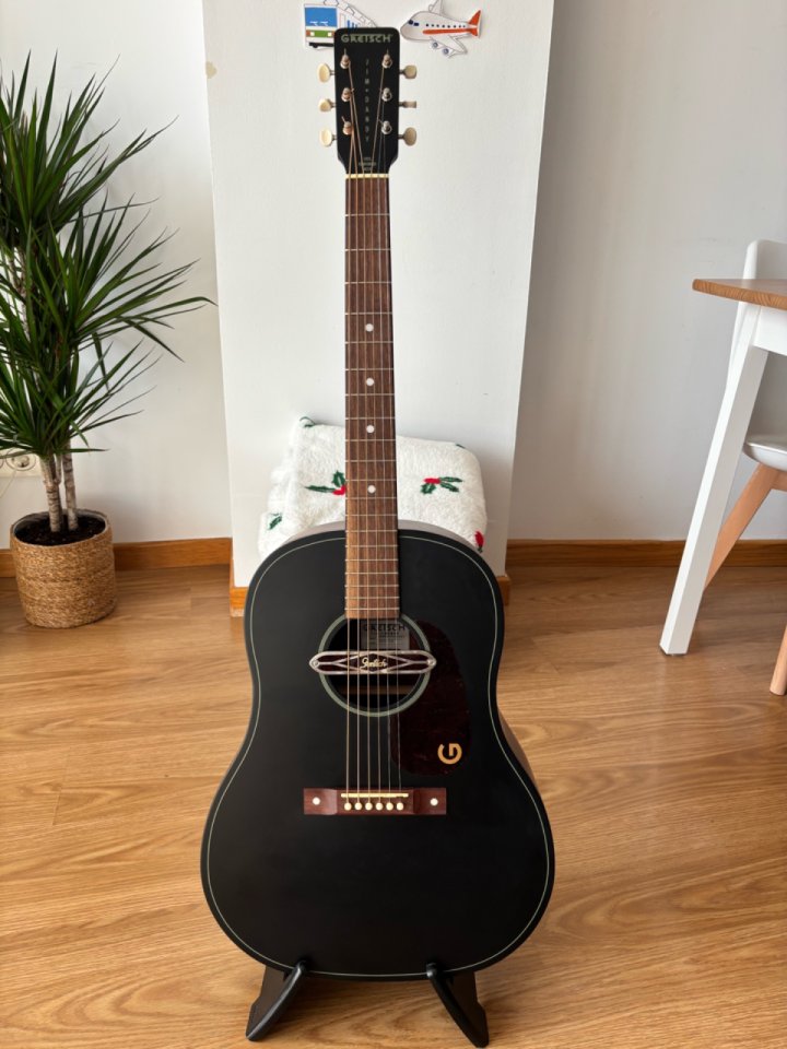 Guitarra Gretsch Deltoluxe Concert Black