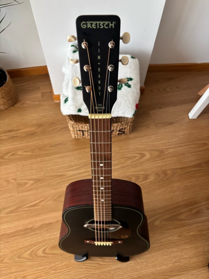 Guitarra Gretsch Deltoluxe Concert Black