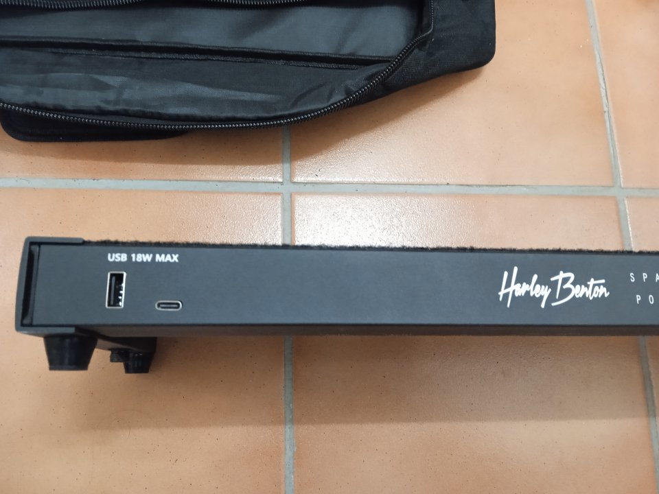 Harley Benton spaceship power 50M de segunda mano · Foto 6 de 8 · Valencia · 90 €
