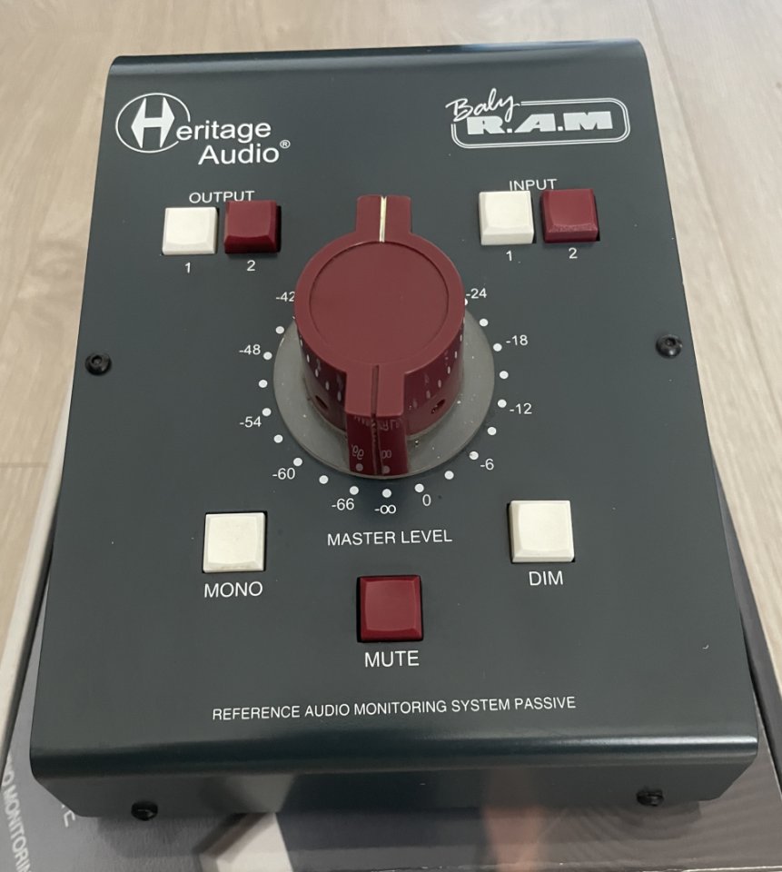 Heritage Audio Baby RAM controlador pasivo monitores de segunda mano · Foto 1 de 4 · Girona · 120 €