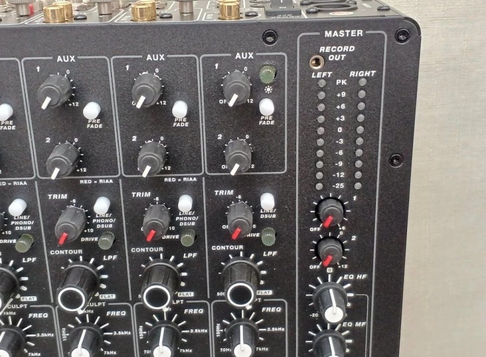 Mixer Model 1 Playdiffently de segunda mano · Foto 8 de 10 · Badajoz · 2450 €
