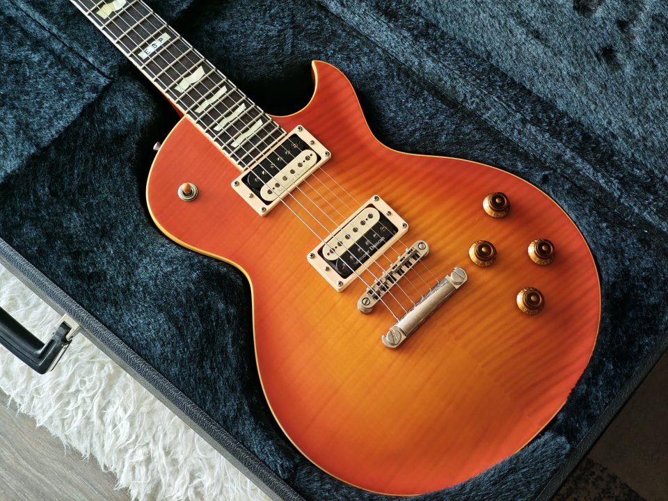 ESP Eclipse I standard series 2005 - Cherry sunburst - 4 knobs era de segunda mano · Foto 1 de 10 · Madrid · 1790 €