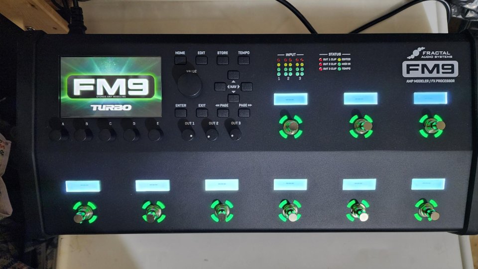 Fractal Audio FM9 Turbo+Cab packs & IRs extra