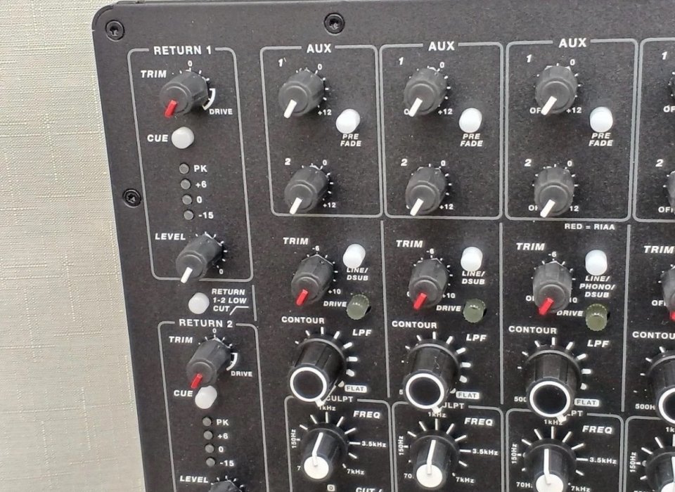 Mixer Model 1 Playdiffently de segunda mano · Foto 9 de 10 · Badajoz · 2450 €