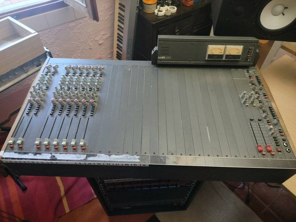 (O cambio) AMEK BCII (sonido real Neve al alcance de todos)