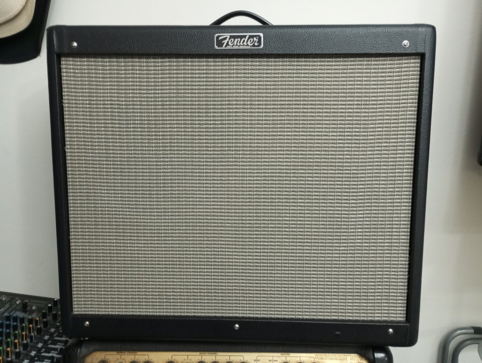 FENDER Hot Rod DEVILLE IV