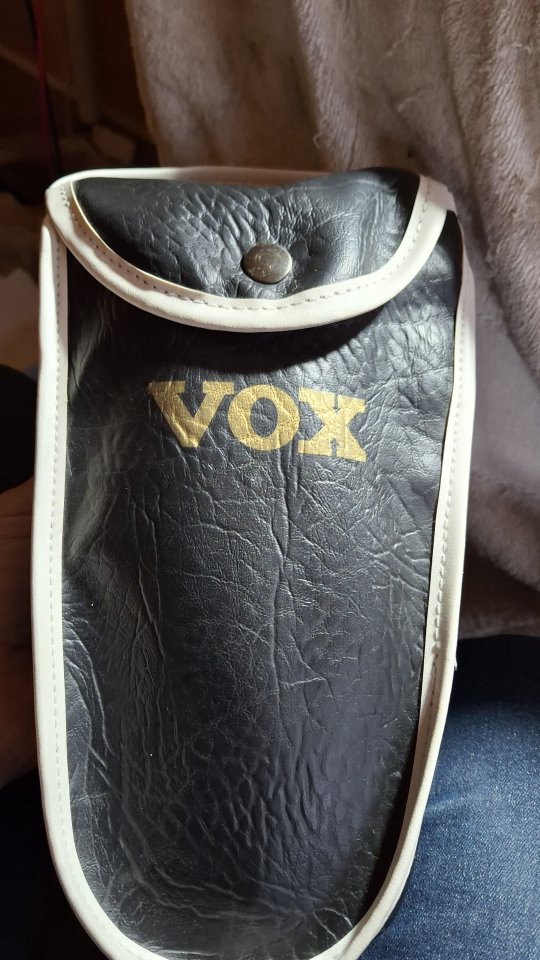 Vox V847 en MUY BUEN ESTADO