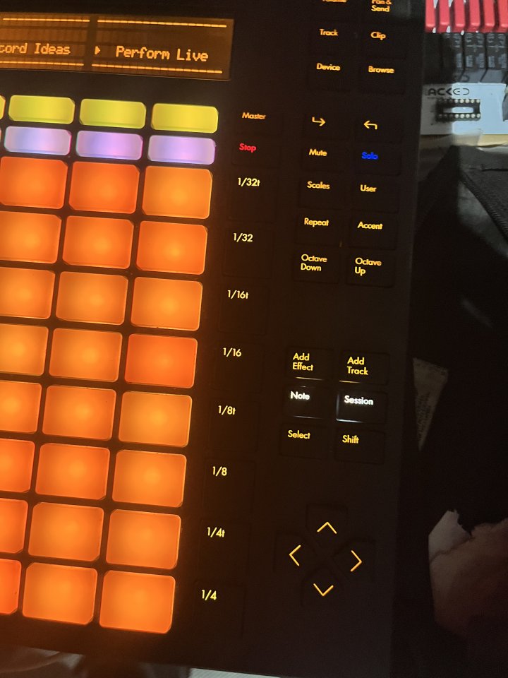 Ableton push de segunda mano · Foto 4 de 5 · Tarragona · 100 €
