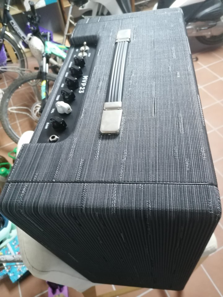 Morgan Amplificador MVP23 1x12"