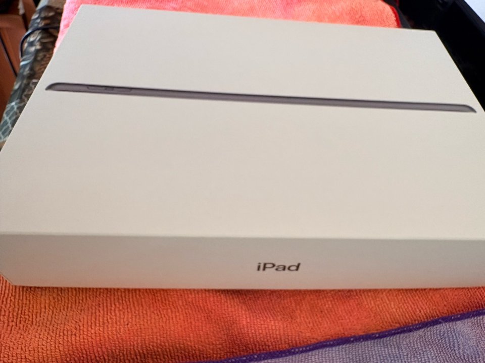 iPad 9 generación 64 gb gris espacial con caja original de segunda mano · Foto 4 de 5 · Guadalajara · 150 €