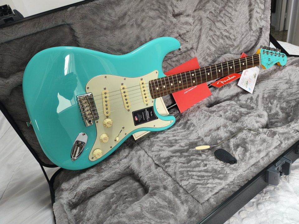 Fender American Professional II Stratocaster – Seafoam Green – LTD