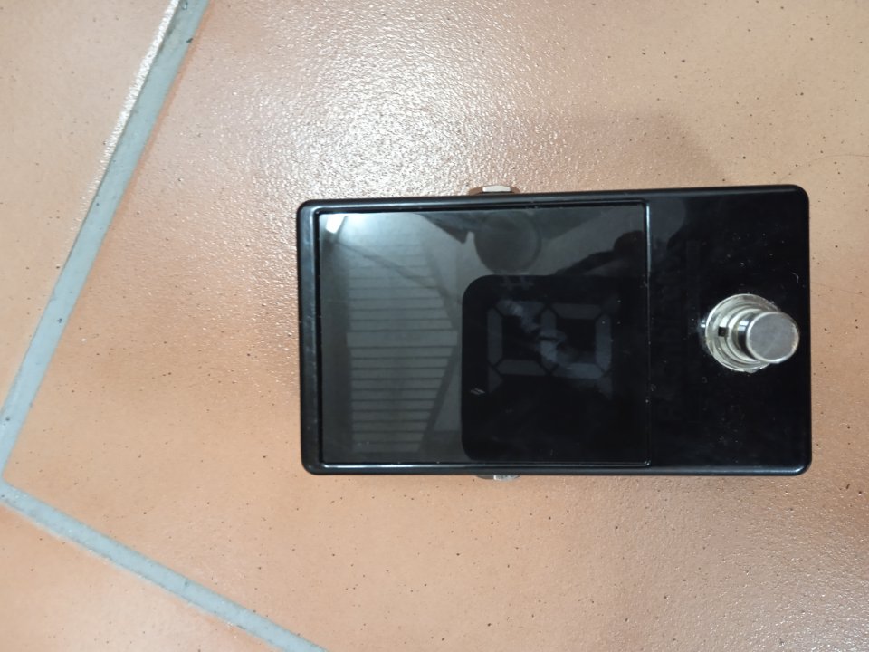 Afinador korg pitchblack de segunda mano · Foto 2 de 7 · Valencia · 55 €