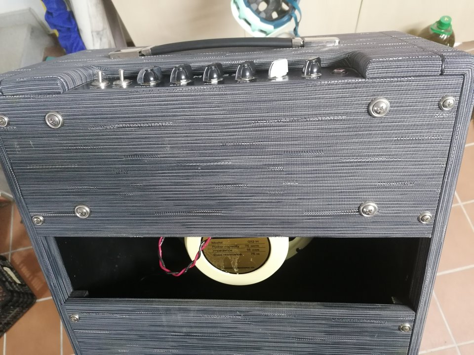 Morgan Amplificador MVP23 1x12"