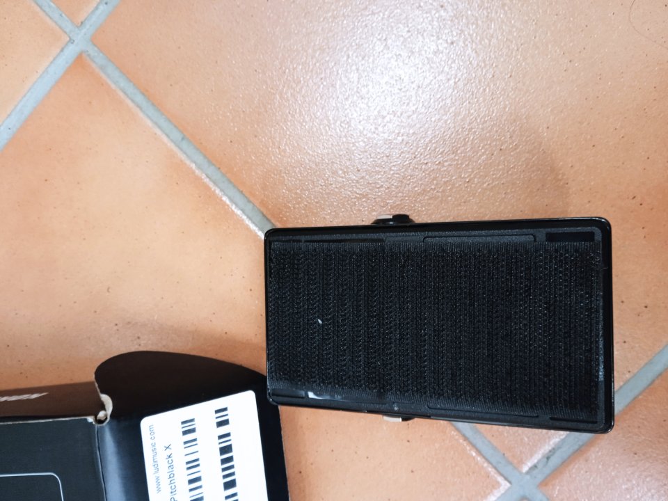 Afinador korg pitchblack de segunda mano · Foto 3 de 7 · Valencia · 55 €